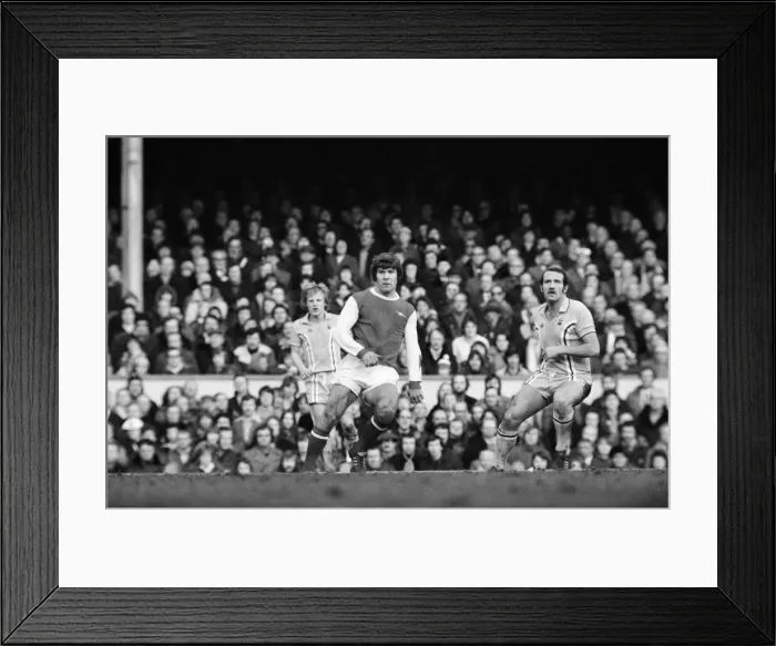 Framed Print : Arsenal 3-1 Coventry City, FA Cup match at Highbury, Saturday 29th January 1977 Framed Print : Arsenal 3-1 Coventry City, FA Cup match at Highbury, Saturday 29th January 1977