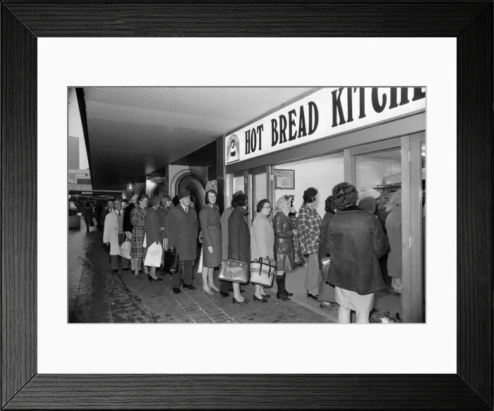 Framed Print : THE SEVENTIES were a time of strikes and, in December 1974 Framed Print : THE SEVENTIES were a time of strikes and, in December 1974