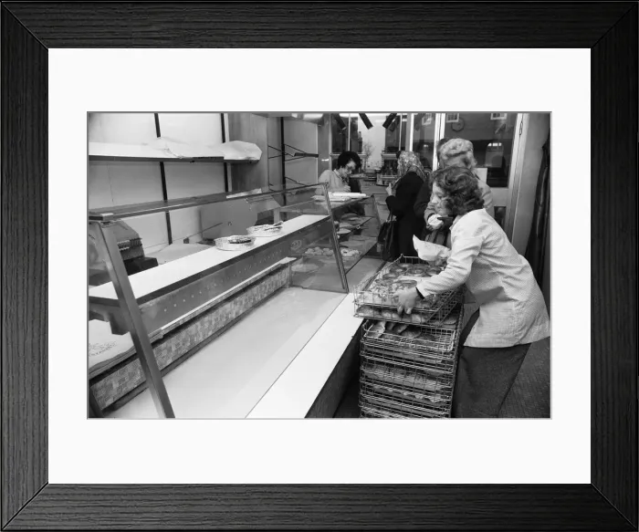 Framed Print : THE SEVENTIES were a time of strikes and, in December 1974 Framed Print : THE SEVENTIES were a time of strikes and, in December 1974