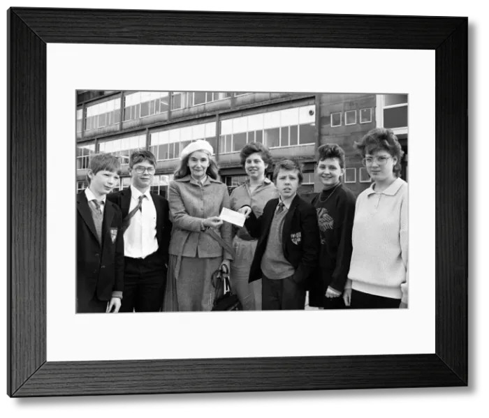 Framed Print : Colne Valley High School pupils hand over a cheque for £118 Framed Print : Colne Valley High School pupils hand over a cheque for £118