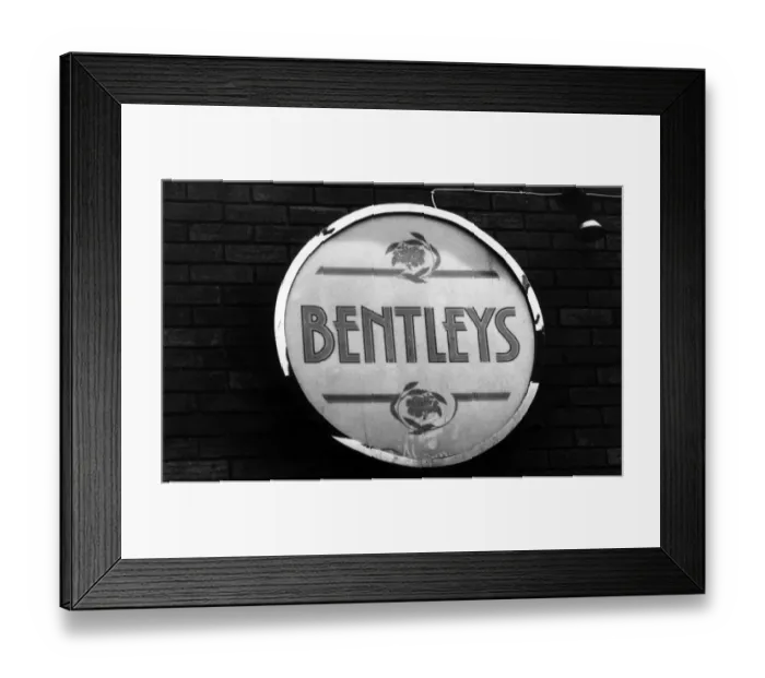 Framed Print : Bentley s, Nightclub, Newcastle, 9th January 1990