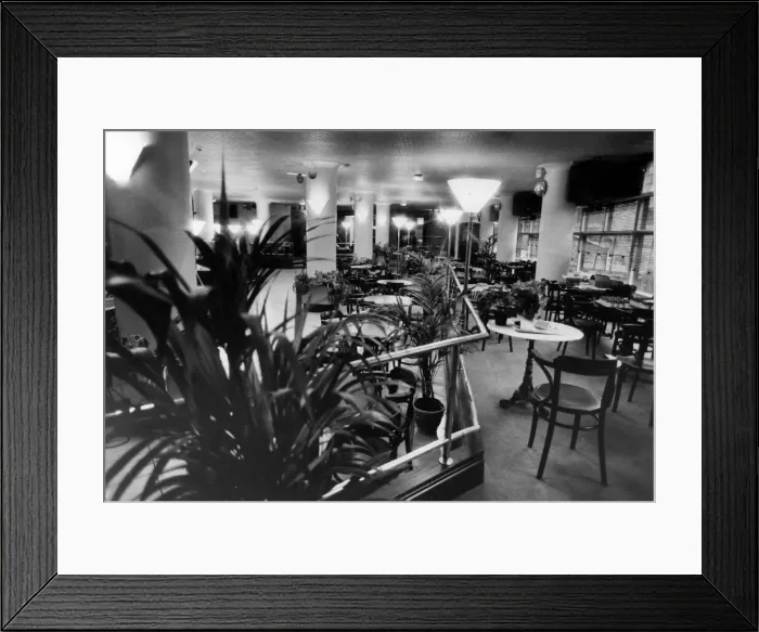 Framed Print : Walkers Nightclub, Friars Street, Newcastle, 14th December 1984