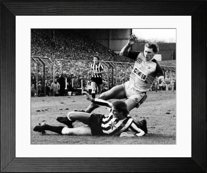 Framed Print : Newcastle 3 -1 Sunderland English League Division 1 match held at St James Park Framed Print : Newcastle 3 -1 Sunderland English League Division 1 match held at St James Park