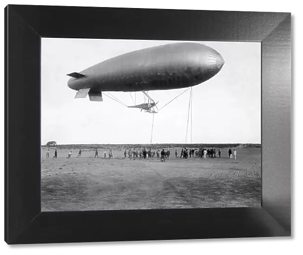 A SS B. E. 2c RNAS airship returning to base after patrolling over the North Sea