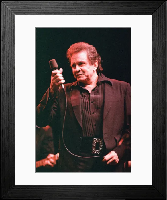 Framed Print : Johnny Cash, in concert at the Royal Albert Hall, London, Sunday 14 May 1989 Framed Print : Johnny Cash, in concert at the Royal Albert Hall, London, Sunday 14 May 1989