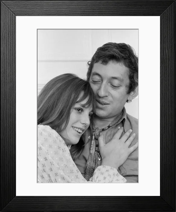 Framed Print : Serge Gainsbourg French composer musician 1969 with wife English actress Jane Birkin