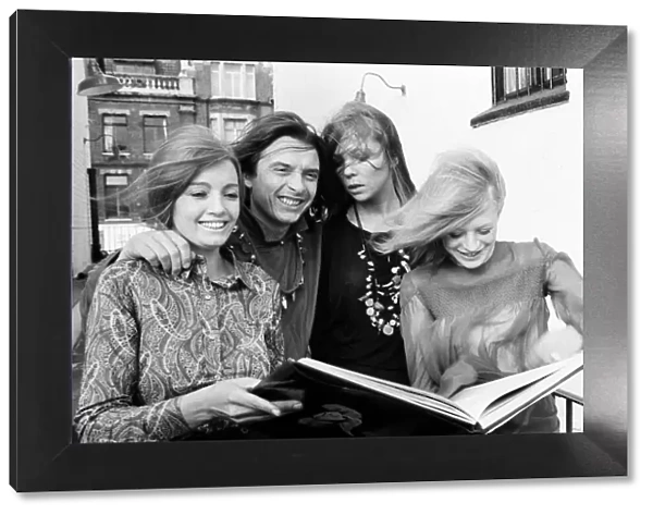 Christine Keeler, David Bailey, Penelope Tree and Marianne Faithfull at a party in a club