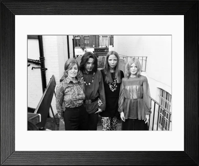 Framed Print : Christine Keeler, David Bailey, Penelope Tree and Marianne Faithfull at a party in a club
