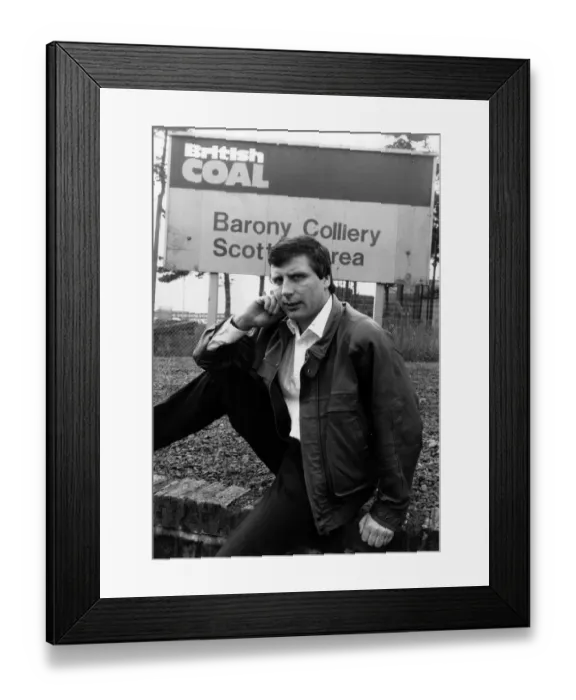 Framed Print : Jim Dunsmuir, Coal miner at Barony Colliery, 24th February 1989