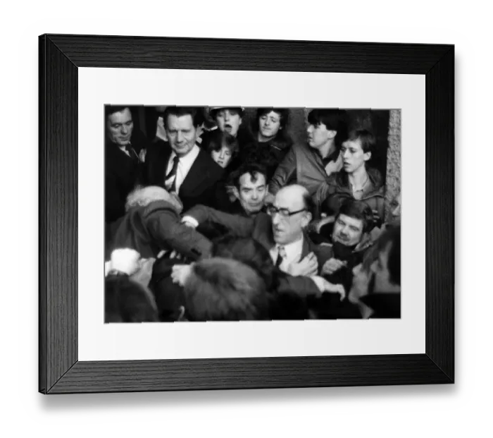 Framed Print : Anger and frustration at Cardowan Colliery after Bert Wheeler of the Scottish Coal Board