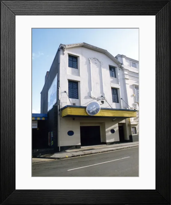 Framed Print : The Blue Monkey nightclub in Sunderland, Tyne and Wear. 1st November 1992