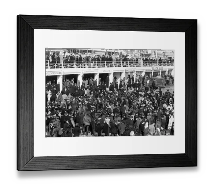 Framed Print : The mods and rockers were two conflicting British youth subcultures of the early to