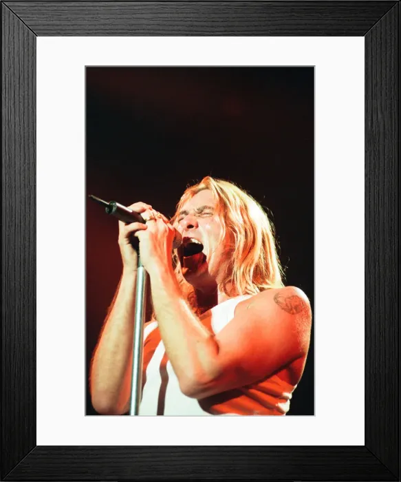 Framed Print : Joe Elliott of Def Leppard performing live at the NEC Birmingham. 16th November 1996 Framed Print : Joe Elliott of Def Leppard performing live at the NEC Birmingham. 16th November 1996