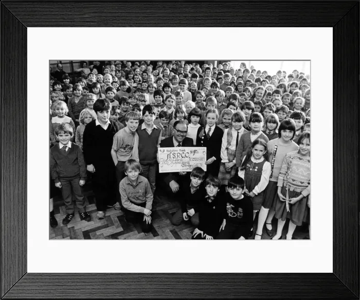 Framed Print : Pupils from Billingham Church of England Junior school hand over a cheque for 1500 Framed Print : Pupils from Billingham Church of England Junior school hand over a cheque for 1500