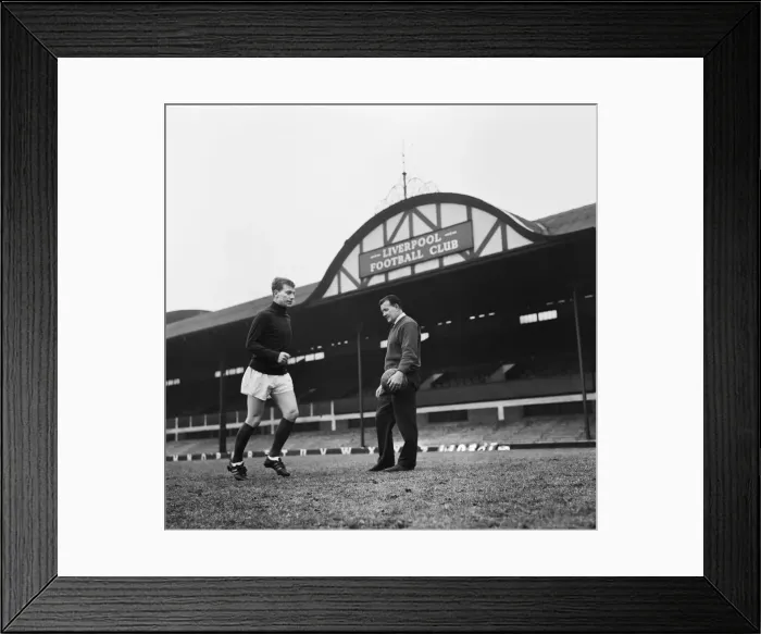 Framed Print : Liverpool team trainer Bob Paisley assesses Skelmersdale United left back Colin Bridge Framed Print : Liverpool team trainer Bob Paisley assesses Skelmersdale United left back Colin Bridge