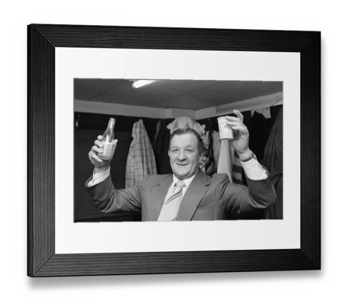 Framed Print : Liverpool win the League Championship after a goalless draw with West Ham United Framed Print : Liverpool win the League Championship after a goalless draw with West Ham United