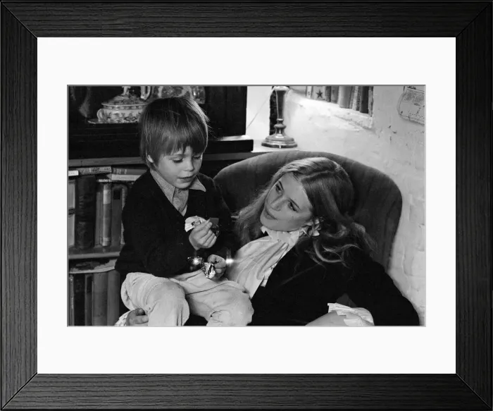 Framed Print : Marianne Faithfull, pictured with son Nicholas, at home in Aldworth, Berkshire Framed Print : Marianne Faithfull, pictured with son Nicholas, at home in Aldworth, Berkshire