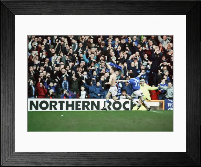 Framed Print : English Premier League match at Goodison Park. Everton 1 v Manchester UNited 0 Framed Print : English Premier League match at Goodison Park. Everton 1 v Manchester UNited 0