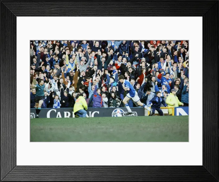 Framed Print : English Premier League match at Goodison Park. Everton 1 v Manchester UNited 0 Framed Print : English Premier League match at Goodison Park. Everton 1 v Manchester UNited 0