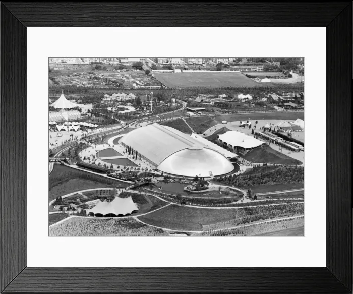 Framed Print : Aerial view of Liverpools International Garden Festival. 7th July 1984 Framed Print : Aerial view of Liverpools International Garden Festival. 7th July 1984