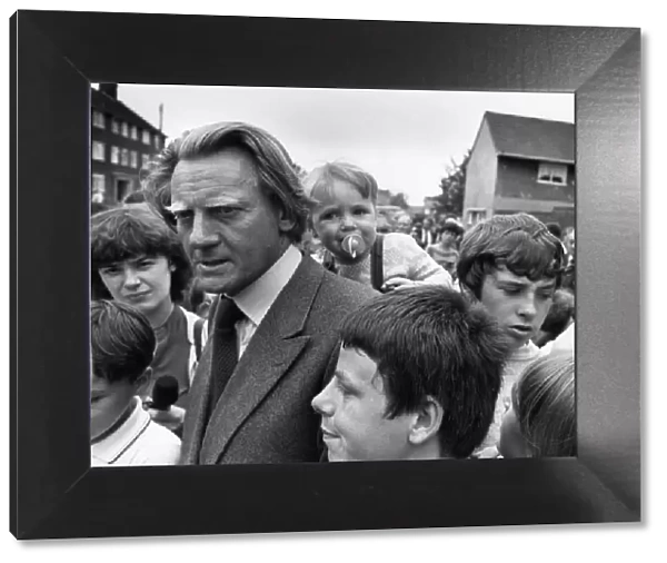 Michael Heseltine Secretary of State for the Environment seen here touring Toxteth