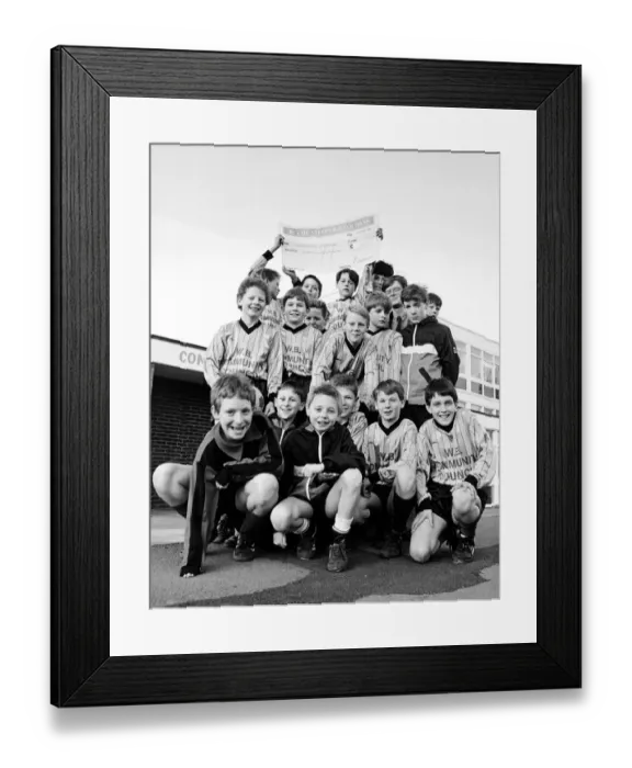 Framed Print : Whinney Banks Youth Club Under 12s are off to Krefeld, Germany for a mini tournament Framed Print : Whinney Banks Youth Club Under 12s are off to Krefeld, Germany for a mini tournament