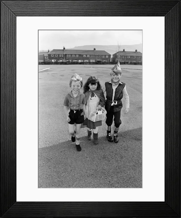 Framed Print : Meet Pinocchio, Red Riding Hood and Robin Hood who are helping children at an Elland Framed Print : Meet Pinocchio, Red Riding Hood and Robin Hood who are helping children at an Elland