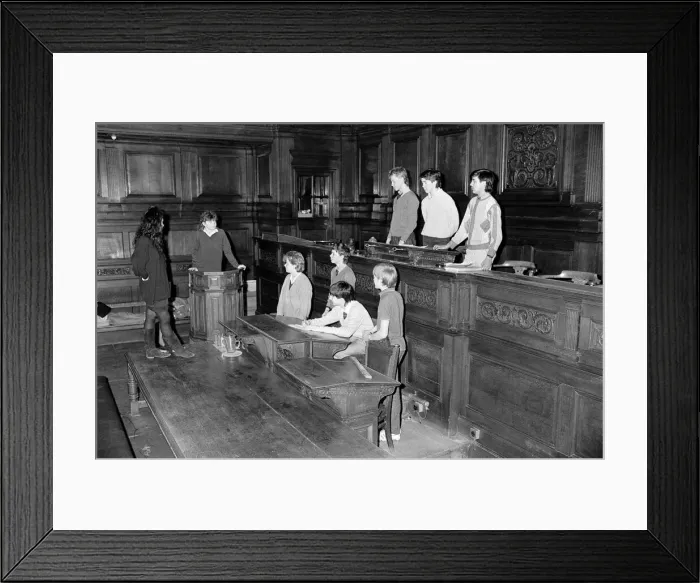 Framed Print : Court in the act... nearly 30 fourth-year pupils from Rawthorpe High School had a brief Framed Print : Court in the act... nearly 30 fourth-year pupils from Rawthorpe High School had a brief