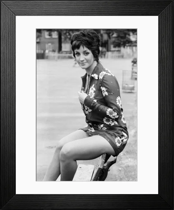 Framed Print : Yvonne Paul, Actress, Model & Dancer, aged 22, pictured 22nd June 1969 Framed Print : Yvonne Paul, Actress, Model & Dancer, aged 22, pictured 22nd June 1969