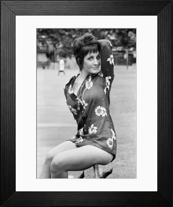 Framed Print : Yvonne Paul, Actress, Model & Dancer, aged 22, pictured 22nd June 1969
