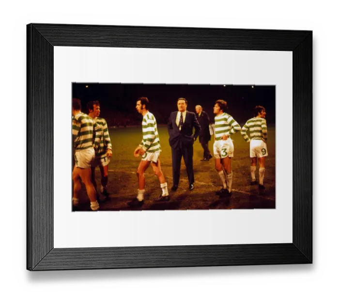 Framed Print : Celtic versus Inter Milan European Cup Semi Final football Jock Stein talks to Framed Print : Celtic versus Inter Milan European Cup Semi Final football Jock Stein talks to