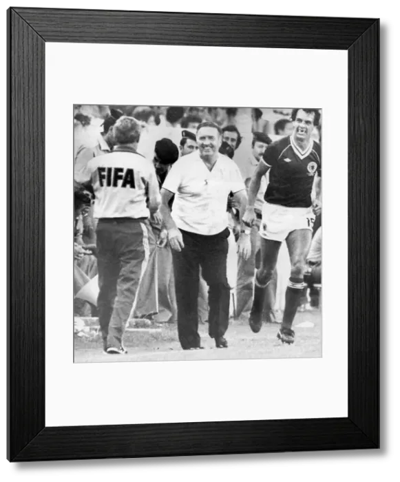 Framed Print : World Cup Football 1982 Scotland 2 Soviet Union 2 in Malaga Jock Stein