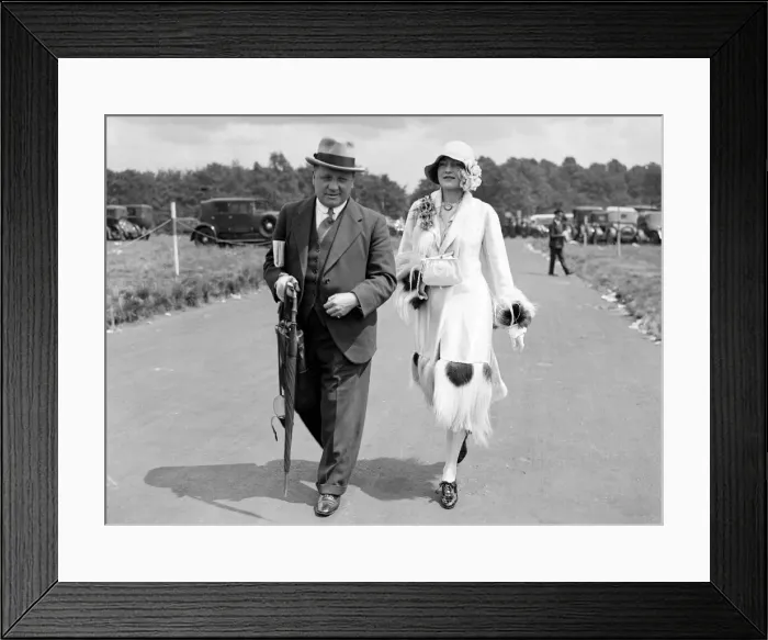 Framed Print : Journalist and future Arsenal football manager George Allison seen here with Jane Winton Framed Print : Journalist and future Arsenal football manager George Allison seen here with Jane Winton
