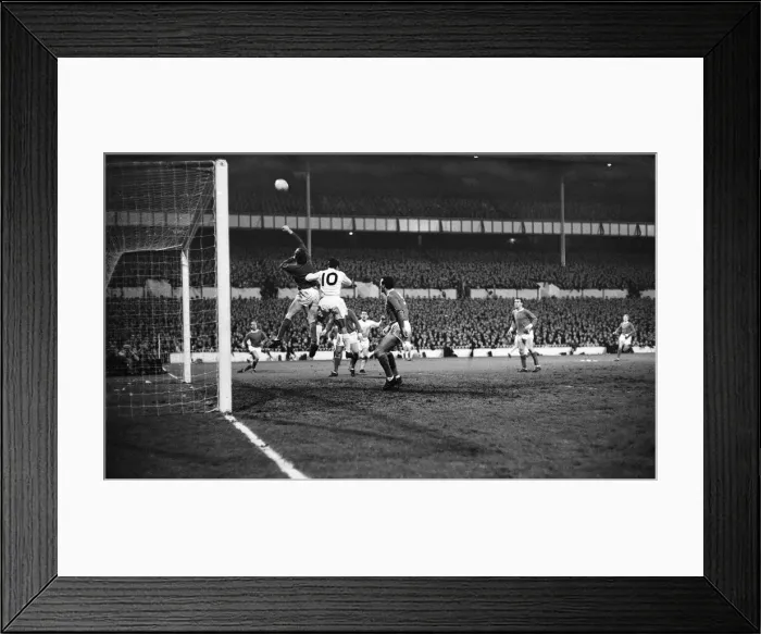 Framed Print : European Cup Winners Cup Second Round First Leg match at White Hart lane Framed Print : European Cup Winners Cup Second Round First Leg match at White Hart lane