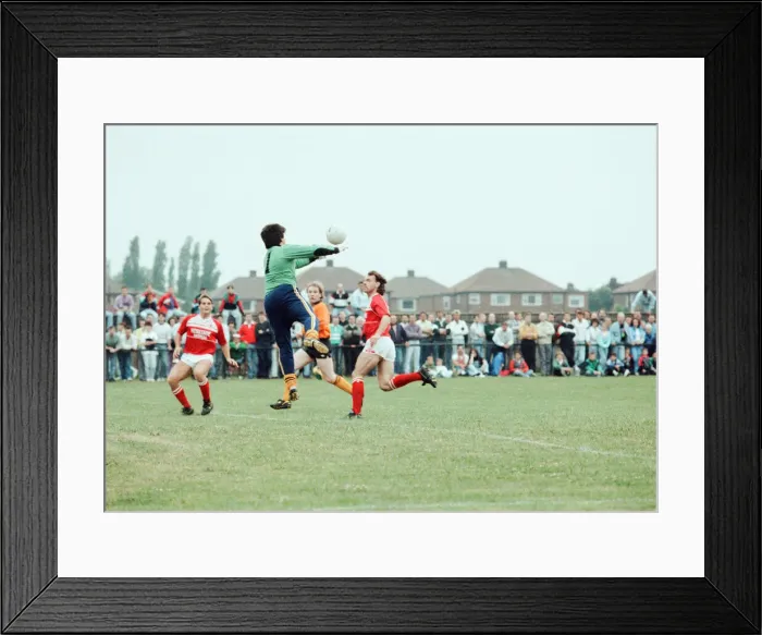 Framed Print : Norton v Middlesbrough, Pre Season Friendly, August 1990. John Wark