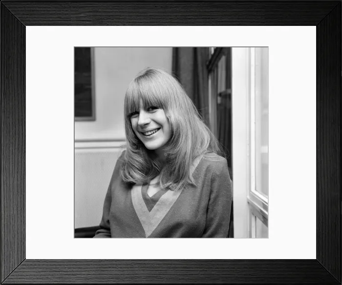 Framed Print : Marianne Faithfull, who is appearing in the Beatles Spectacular although she is due to Framed Print : Marianne Faithfull, who is appearing in the Beatles Spectacular although she is due to