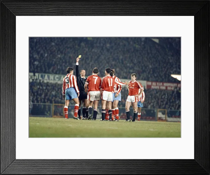 Framed Print : Manchester United 1 Atletico Madrid 1 Cup-Winners Cup 2nd Round