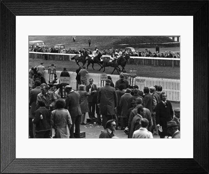 Framed Print : Turf Accountants seen here at Redcar Racecourse. 22nd May 1980 Framed Print : Turf Accountants seen here at Redcar Racecourse. 22nd May 1980