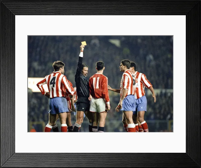 Framed Print : Manchester United 1 Atletico Madrid 1 Cup-Winners Cup 2nd Round Framed Print : Manchester United 1 Atletico Madrid 1 Cup-Winners Cup 2nd Round