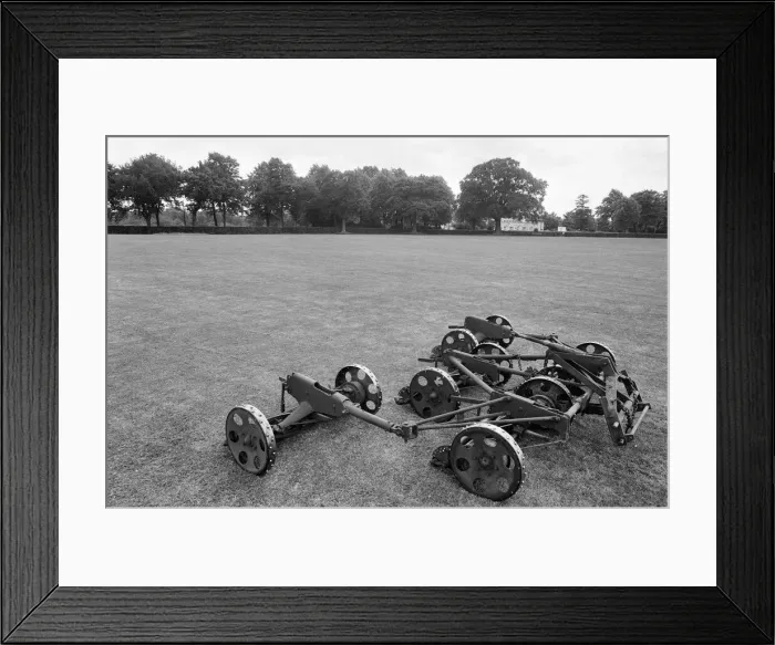 Framed Print : Rowheath Pavilion Centre. Heath Road, Bournville, Birmingham B30 1HH. 14th July 1981 Framed Print : Rowheath Pavilion Centre. Heath Road, Bournville, Birmingham B30 1HH. 14th July 1981