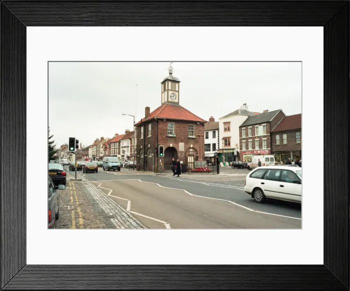 Framed Print : Yarm High Street. 30th November 1995 Framed Print : Yarm High Street. 30th November 1995