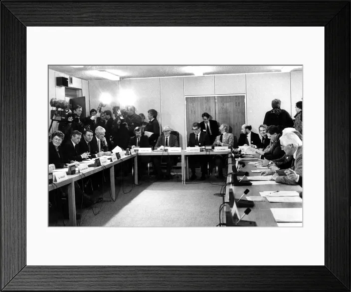 Framed Print : The Scottish Constitutional Convention (SCC) was an association of Scottish political Framed Print : The Scottish Constitutional Convention (SCC) was an association of Scottish political