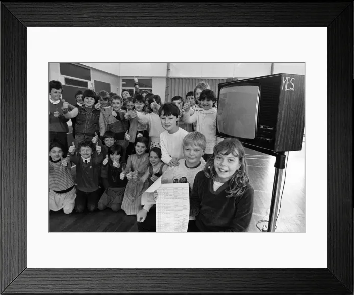 Framed Print : Ready to go before the cameras - these youngsters from class four at Slaithwaite Junior Framed Print : Ready to go before the cameras - these youngsters from class four at Slaithwaite Junior