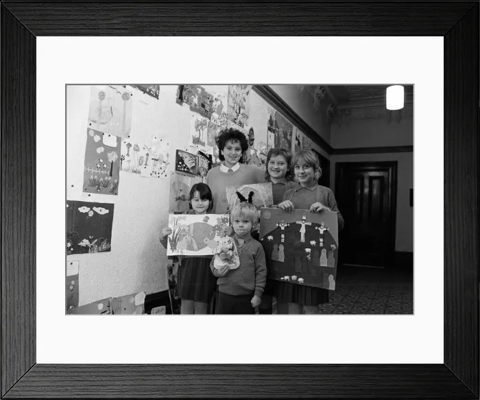 Framed Print : Mount School pupils show off their winning entries in the school Framed Print : Mount School pupils show off their winning entries in the school