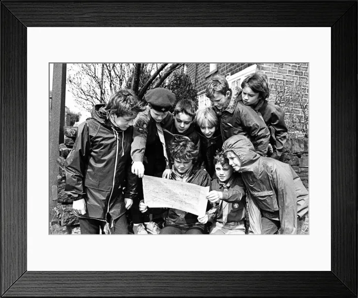 Framed Print : Putting their heads together during a Scouts sponsored walk Framed Print : Putting their heads together during a Scouts sponsored walk