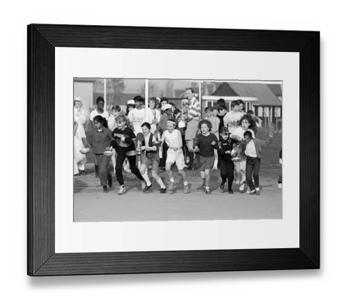 Framed Print : Ready to race... Moorend High School pupils had to wait until their timetables could Framed Print : Ready to race... Moorend High School pupils had to wait until their timetables could