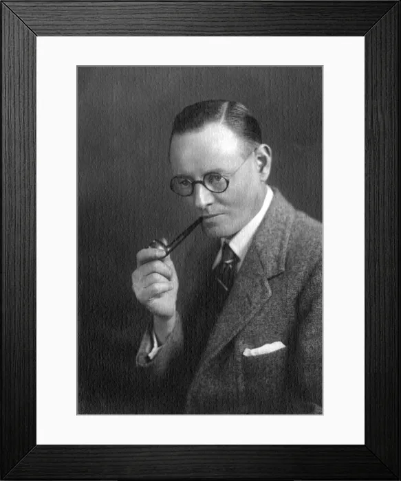 Framed Print : Tom Grant, Daily Mirror Photographer, Circa 1920 Framed Print : Tom Grant, Daily Mirror Photographer, Circa 1920