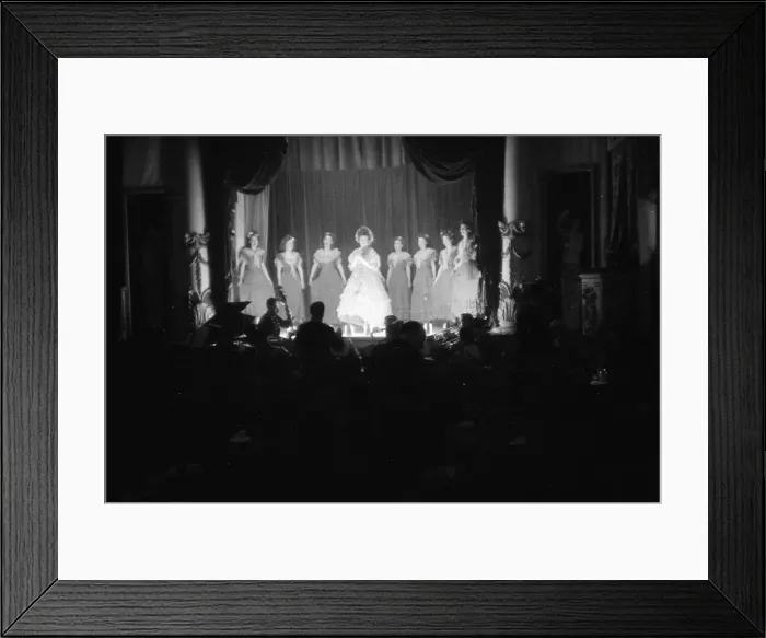 Framed Print : Old time music hall show by the RAF at Henlow Aerodrome, Bedfordshire Framed Print : Old time music hall show by the RAF at Henlow Aerodrome, Bedfordshire