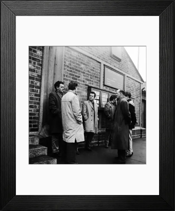 Framed Print : Unemployed and views of Liverpool, Merseyside, 30th November 1962