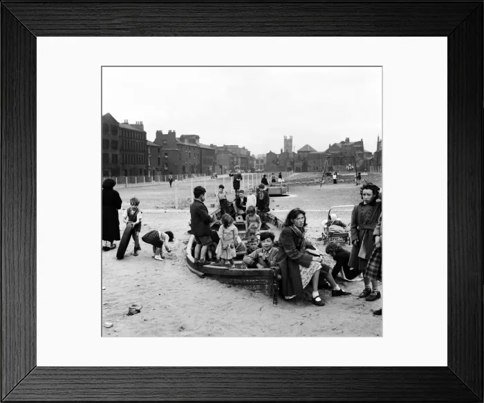 Framed Print : Children of Liverpool, Merseyside, playing in a bomb site left since the end of Framed Print : Children of Liverpool, Merseyside, playing in a bomb site left since the end of
